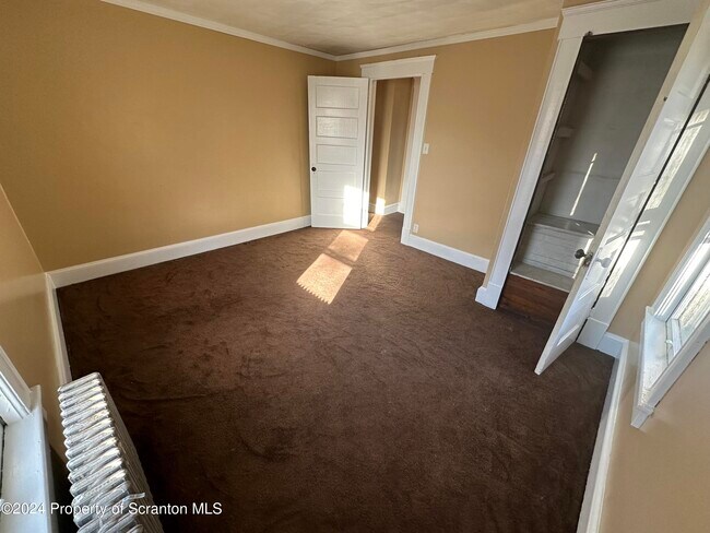 Building Photo - 71 Owego St