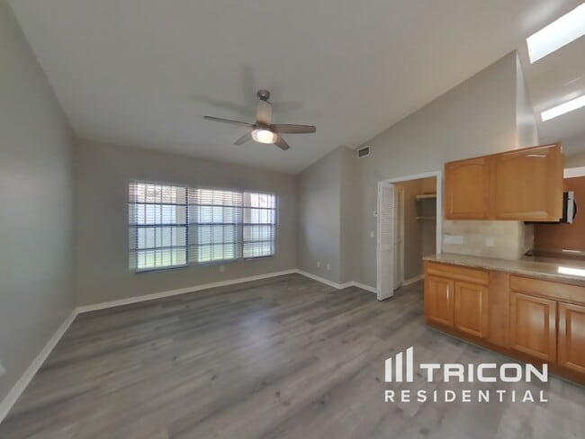 Building Photo - 5012 Cypress Trace Dr