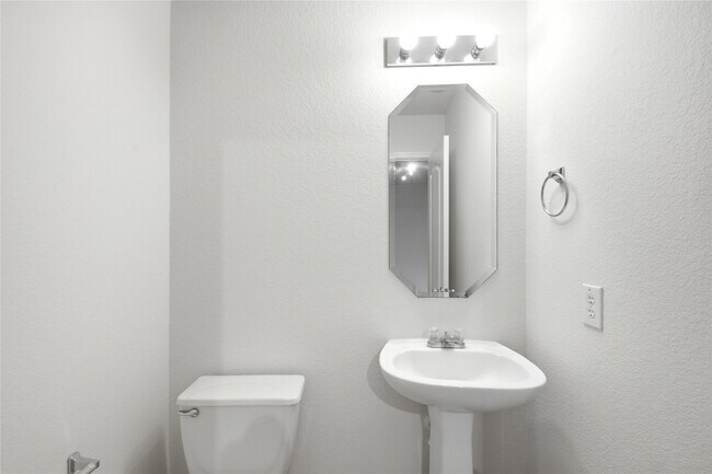 Foto del edificio - 526 Remington Lodge Ct