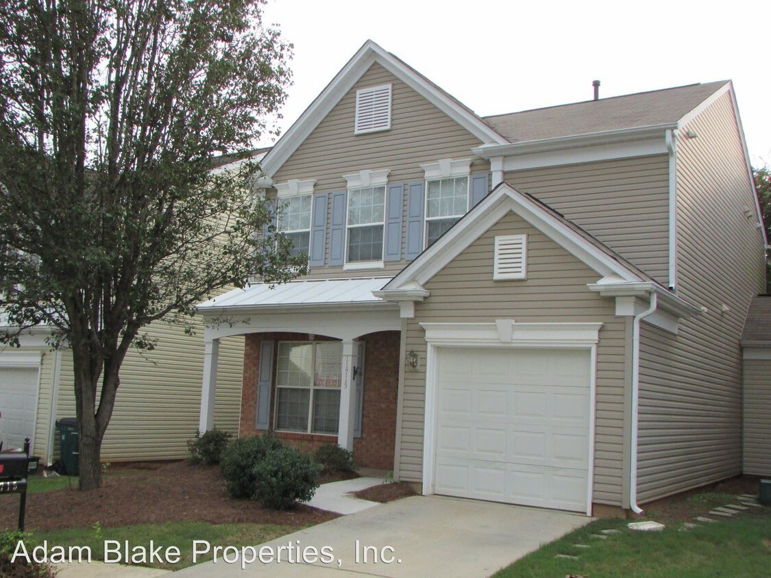 11715 Woodmere Trace Dr, Charlotte, NC 28277 House Rental in