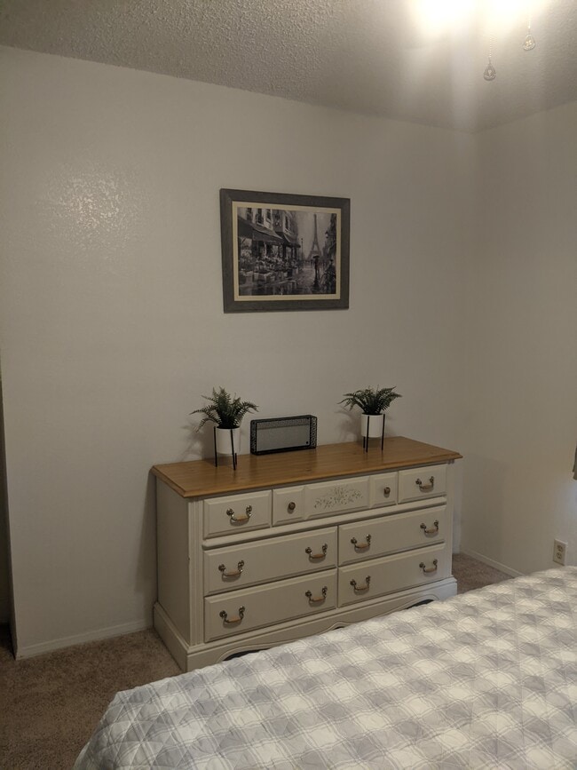Building Photo - 1254 Escalera Pl
