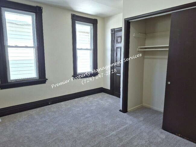 Foto del edificio - 1708 5th Ave