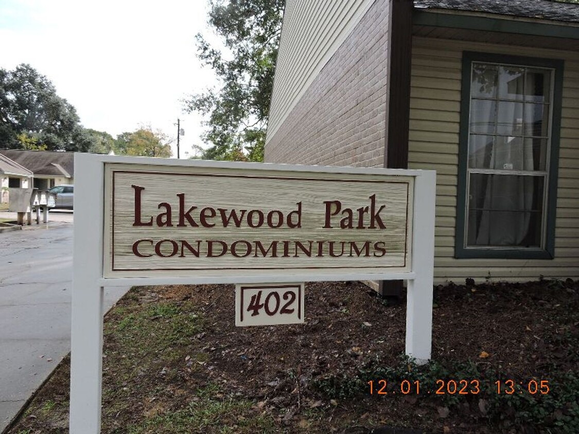 Foto principal - Lakewood Park Condominuims