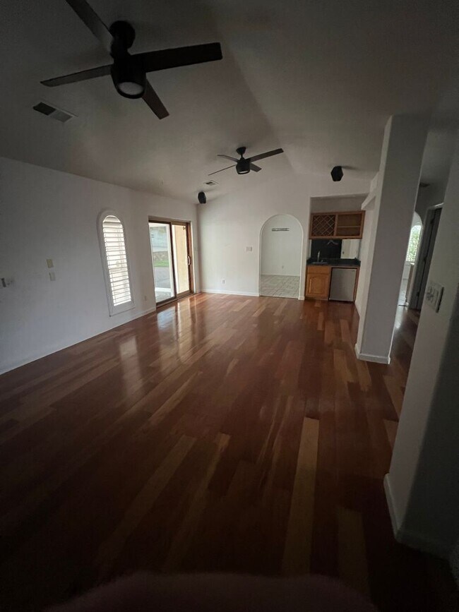 Foto del edificio - Executive Rental