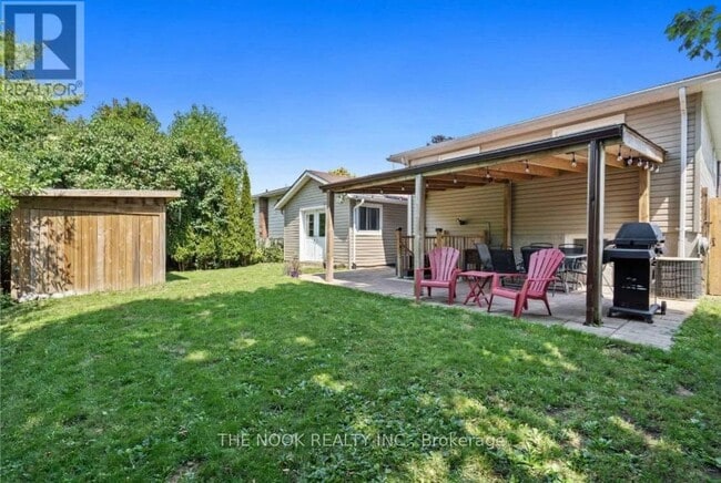 Building Photo - 573-573 Daintry Crescent