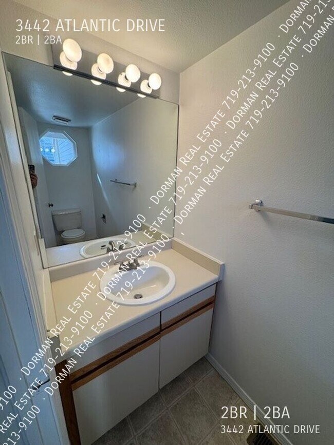 Foto del edificio - 3442 Atlantic Dr