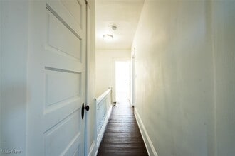 Building Photo - 3300 W 98th St