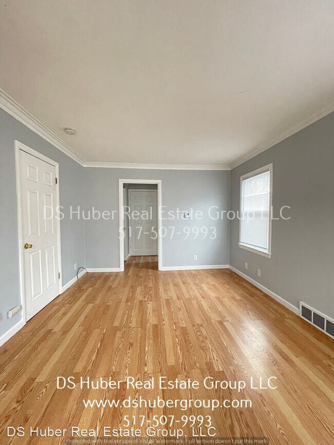 Building Photo - 2 br, 1 bath House - 413 S Fairview Ave