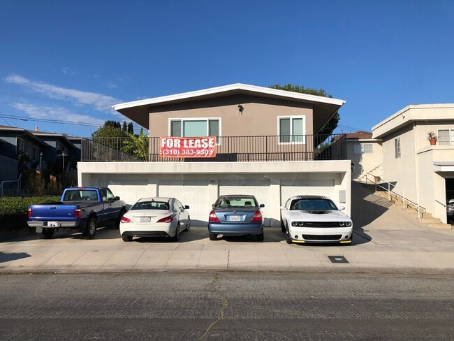 Front of the Building - 7849 Flight Ave
