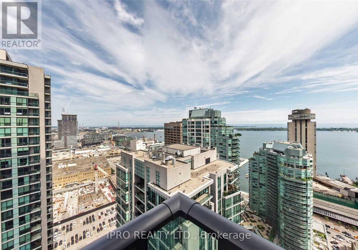 Primary Photo - 16-3416 Harbour St