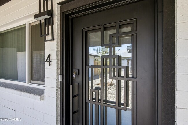 Foto del edificio - 3518 E Montecito Ave