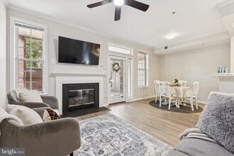 Building Photo - 1361 Garden Wall Cir