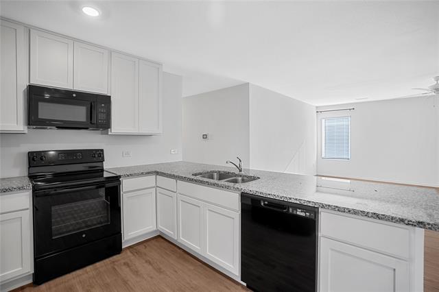 Foto del edificio - 1516 Mahogany Ln