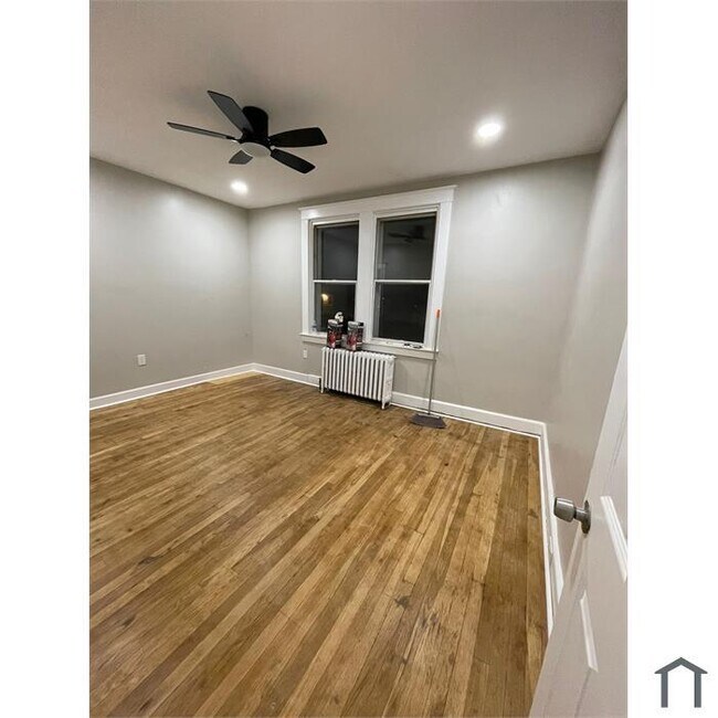 Photo - 3 Bedroom 3 Bathroom Home