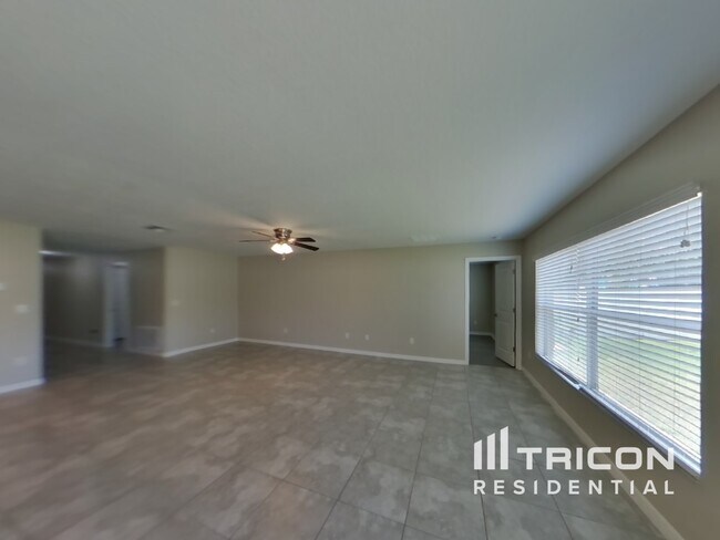 Foto del edificio - 11046 Standing Stone Dr