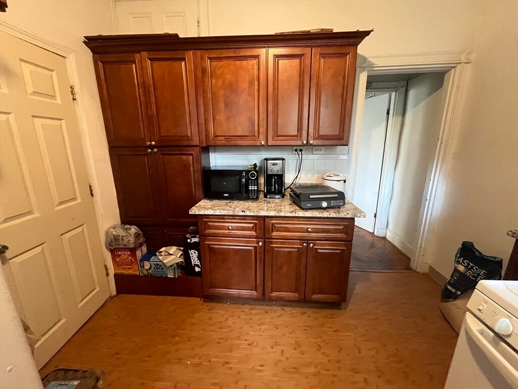 Foto principal - 17-19 Putnam Ave