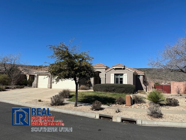 Foto del edificio - Large Home in Coral Canyon