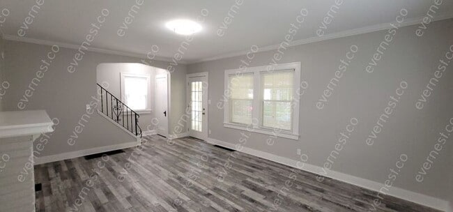 Building Photo - 1543 Crestwood Rd