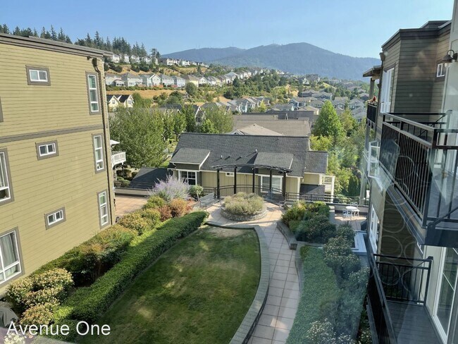 Building Photo - 1 br, 1 bath House - 1840 25th Ave NE #409
