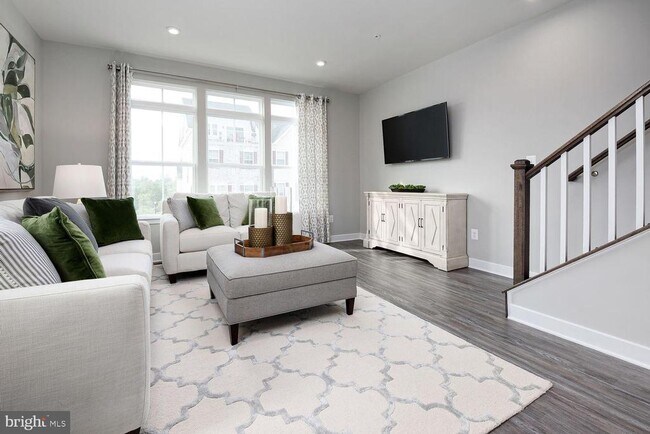 Foto del edificio - 8212 Goldstone Ct