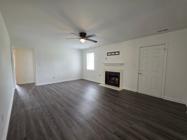 Building Photo - 144 Horse Shoe Bend