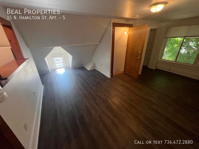Building Photo - 15 N Hamilton St