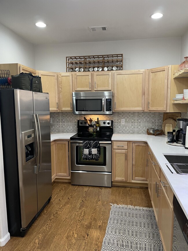 Building Photo - 1855 Aspen Meadows Cir