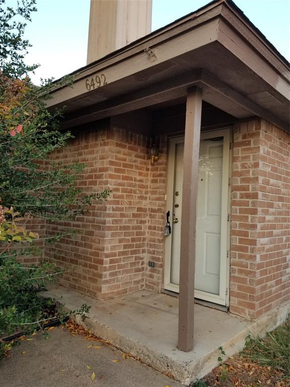 Foto principal - 6492 Central Ave