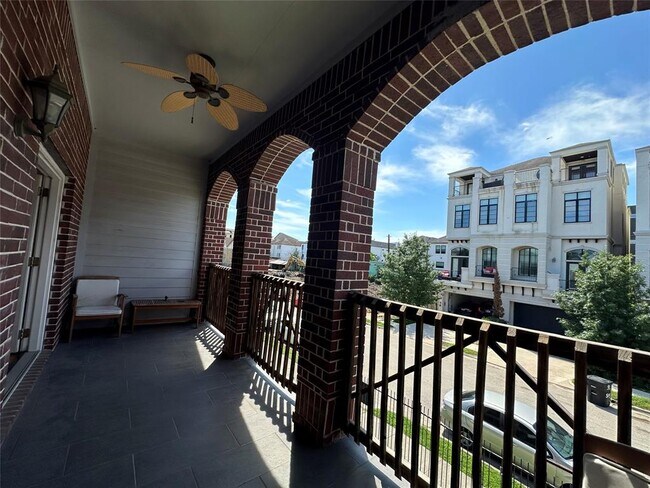 Foto del edificio - 508 W Clay St