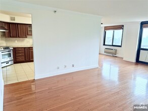 Building Photo - 1265 15th St
