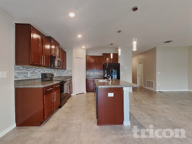 Foto del edificio - 10401 Carloway Hills Dr