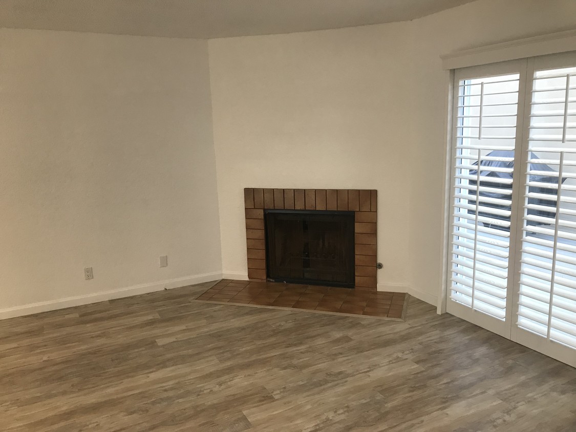 living room - 227 W Palm Ave