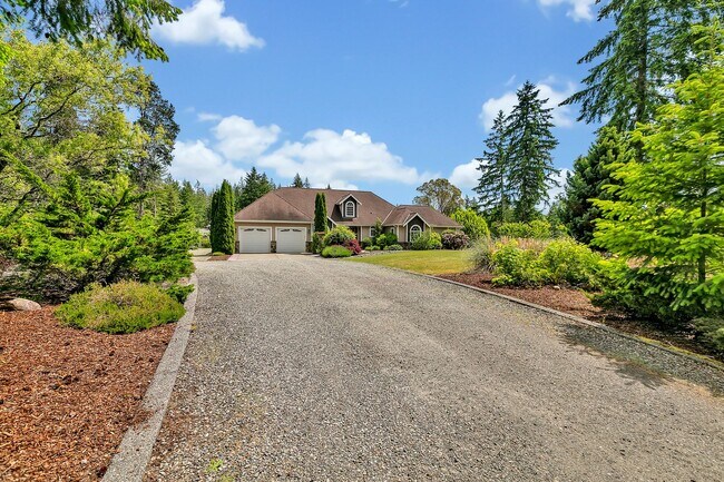 Foto del edificio - Beautiful 3 Bedroom Equestrian Property