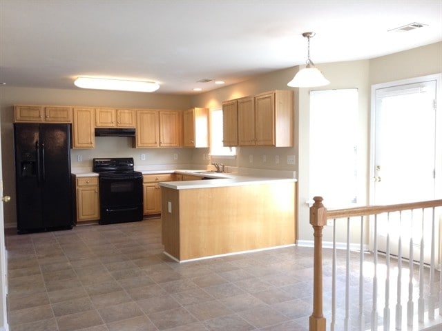 Building Photo - 112 Dunnell Rd