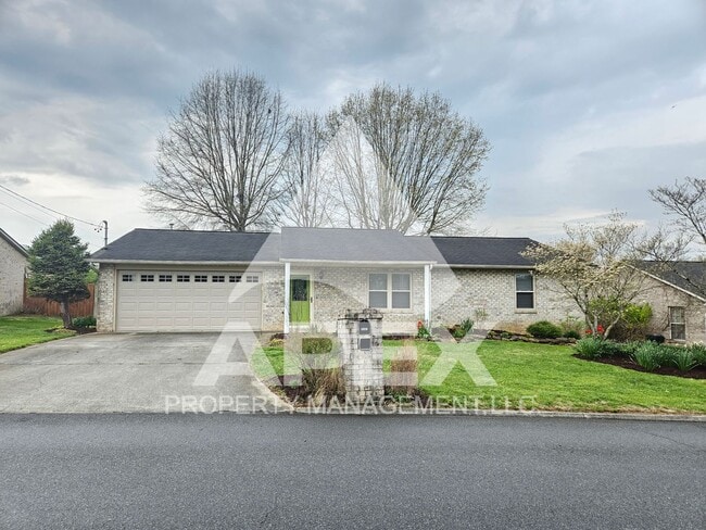 Photo - Beautiful 3 Bd/2 Ba Brick Single Family Home w/2-Car Garage in Powell!