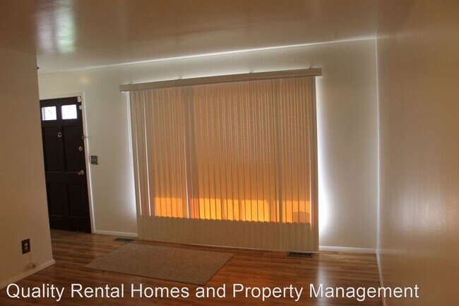 Foto del edificio - 3 br, 1.5 bath House - 3825 Gloucester St.