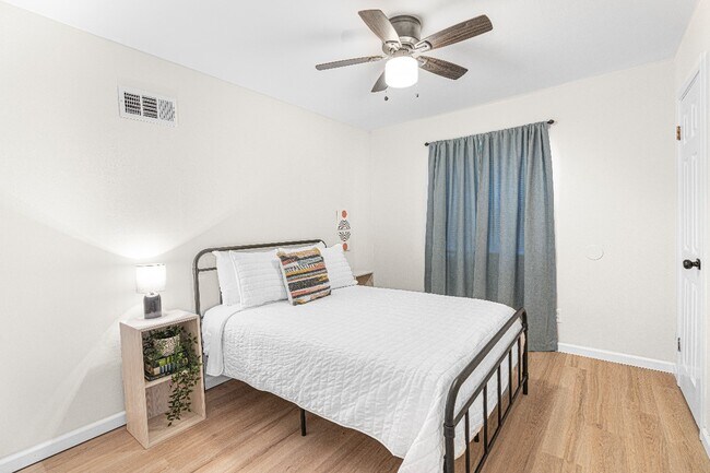 Foto del edificio - 1509 Brock St