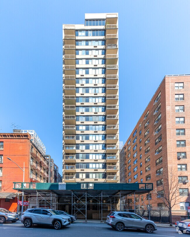 Foto del edificio - Le Domaine Apartments