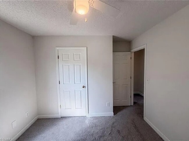 Building Photo - 144 Briarcreek Dr