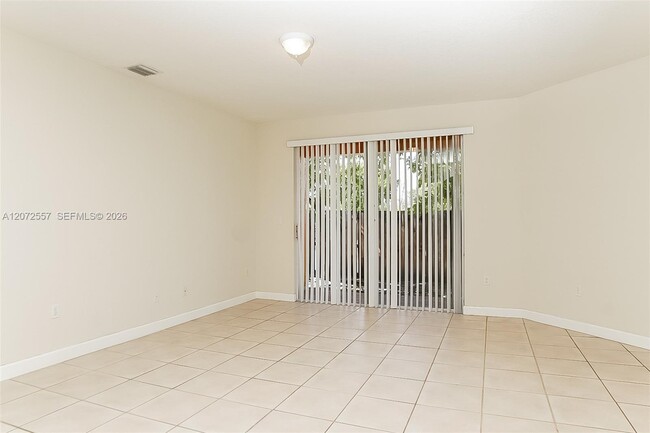 Building Photo - 1246 SW 146th Ct