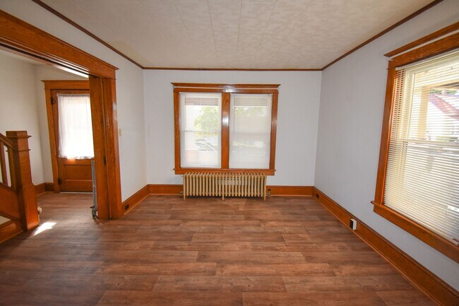 Foto del edificio - Large Home in Loganton with 1 Car Garage!