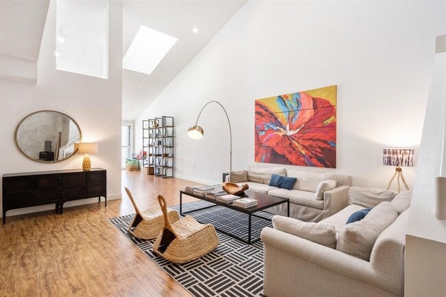 Foto del edificio - 2592 Sheltingham Dr