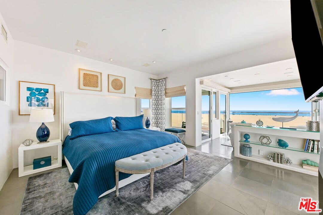 Foto principal - 1341 Palisades Beach Rd