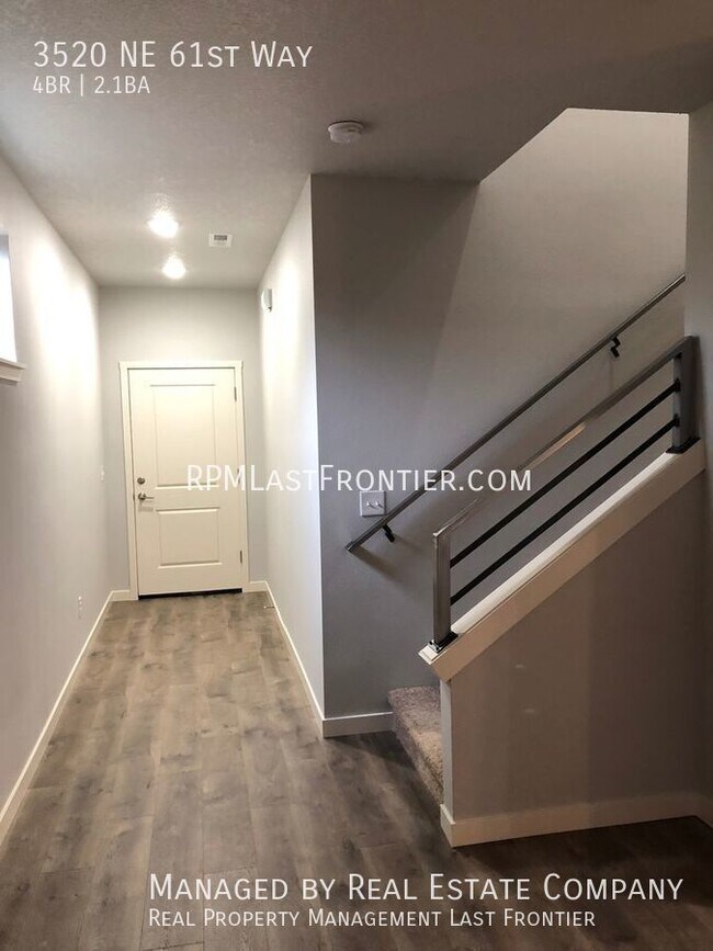 Foto del edificio - COMING SOON - Four Bedroom Vancouver Townh...