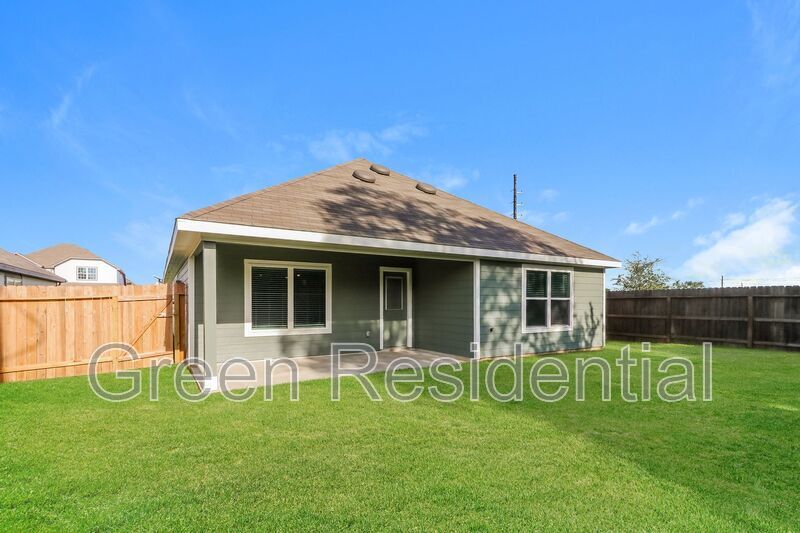 Foto principal - 5622 Briana Dee Dr