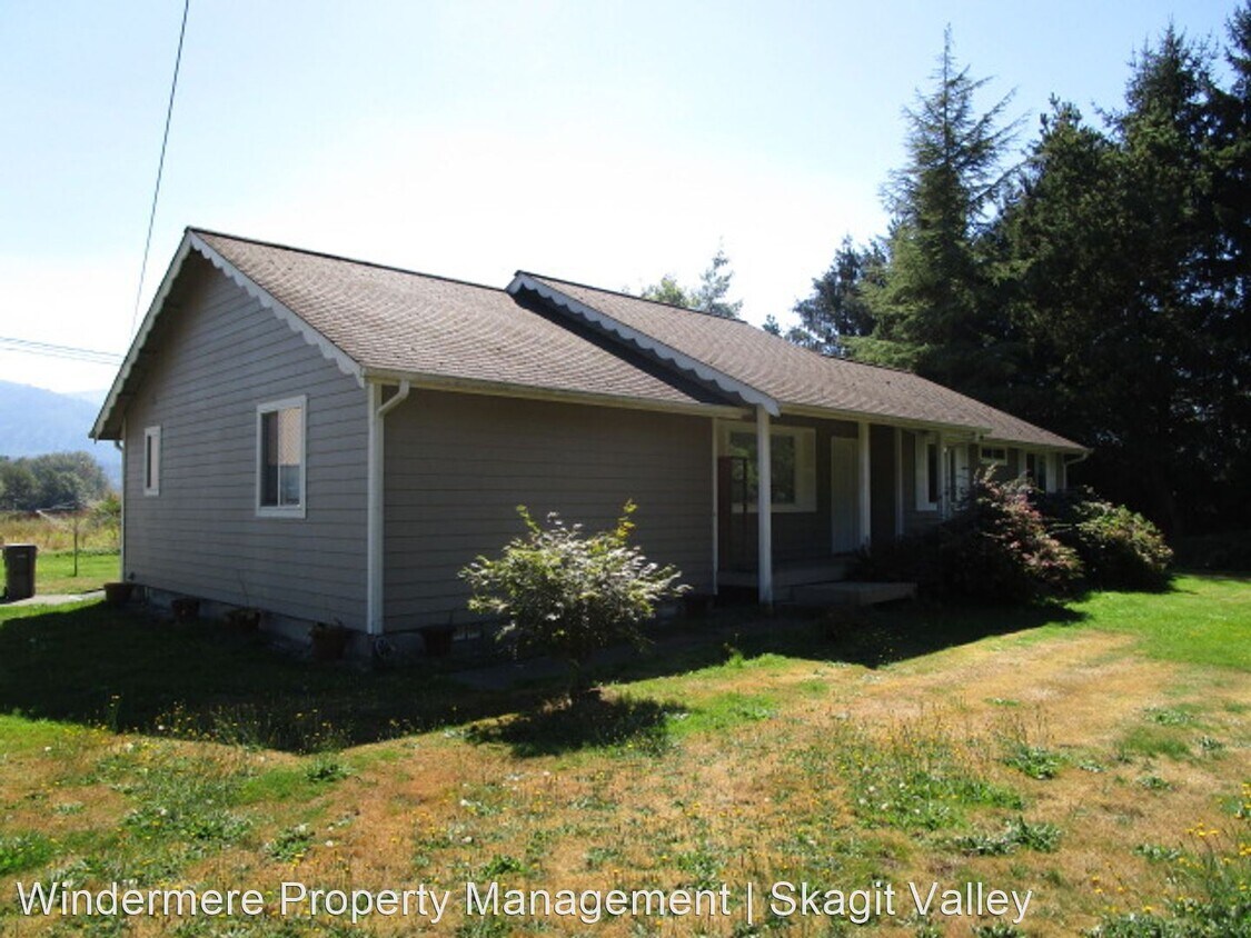 Primary Photo - 3 br, 2 bath House - 25512 Minkler Road