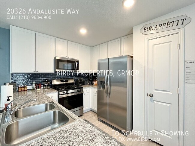 Foto del edificio - "Charming 3-Bedroom Retreat with 2.5 Baths...