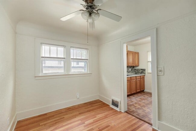 Building Photo - 139 Draper Ave