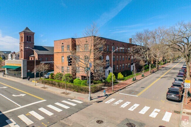 Foto del edificio - Clinton & Prospect Apartments