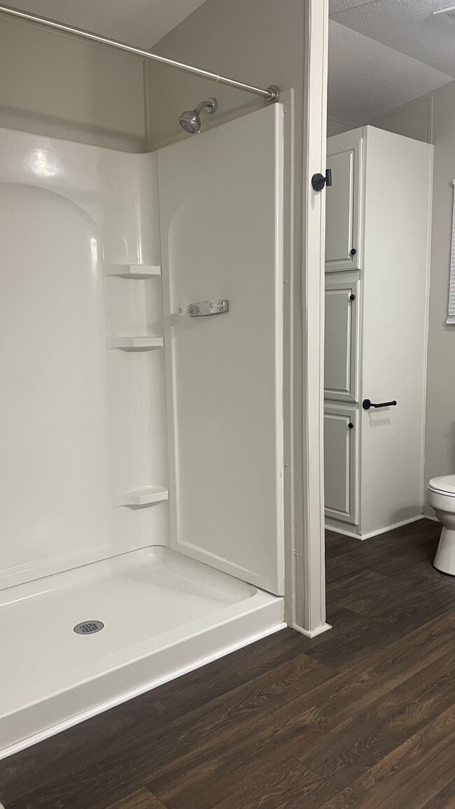 Foto del edificio - 1518 Lee County Rd 270